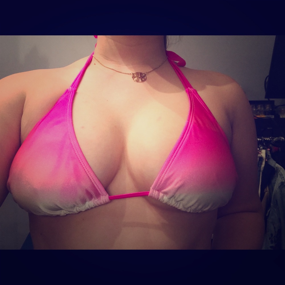 pink victoria’s secret bathing suit top